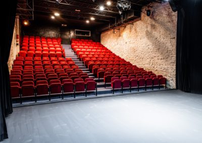 Scène du Scène du Théâtre du Balcon côté cour